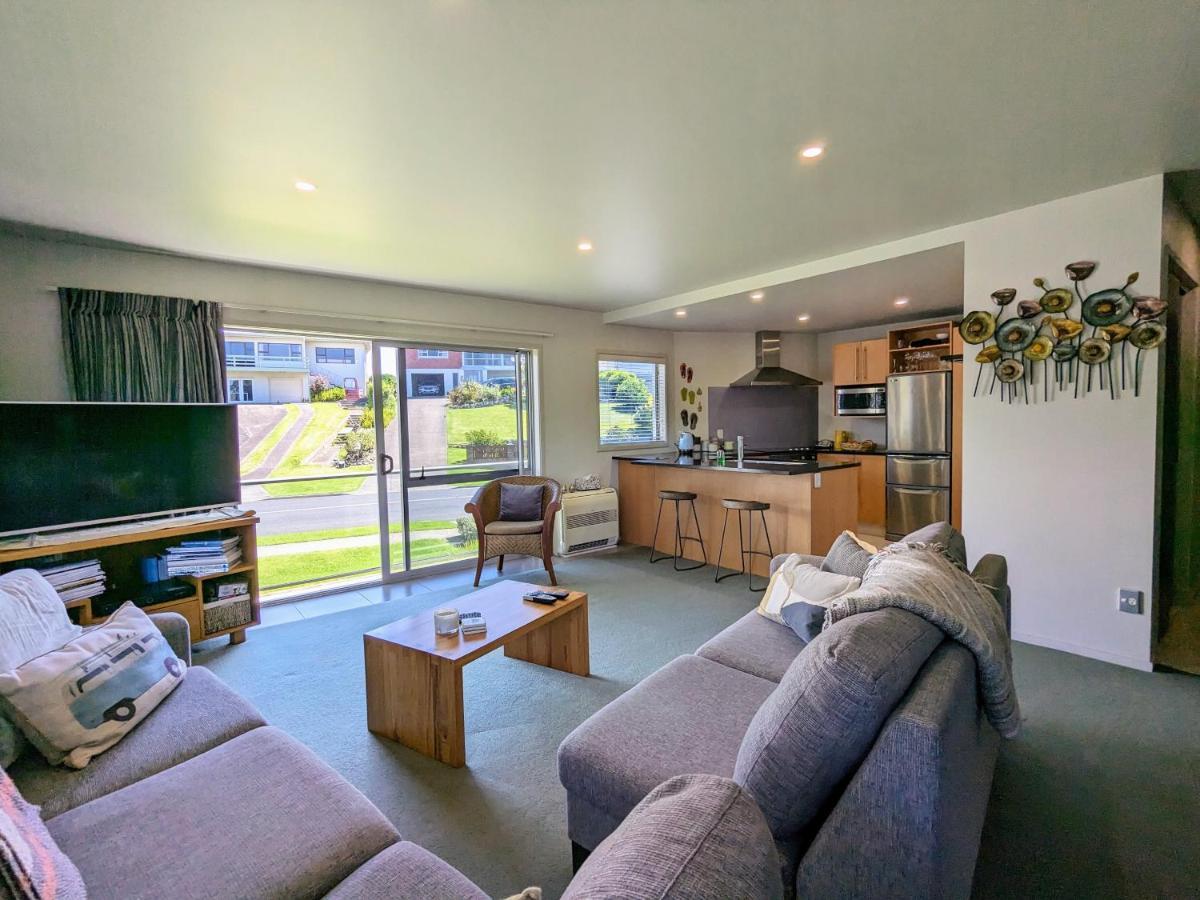 The Coastal Getaway Lägenhet Mount Maunganui Exteriör bild